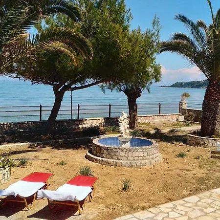 בית נופש Sea Whispers House